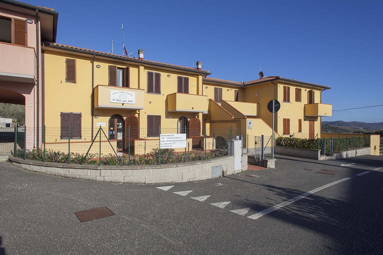 La Fonte Degli Angeli Apartments Суверето Екстериор снимка