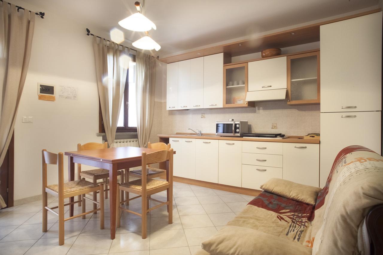 La Fonte Degli Angeli Apartments Суверето Екстериор снимка